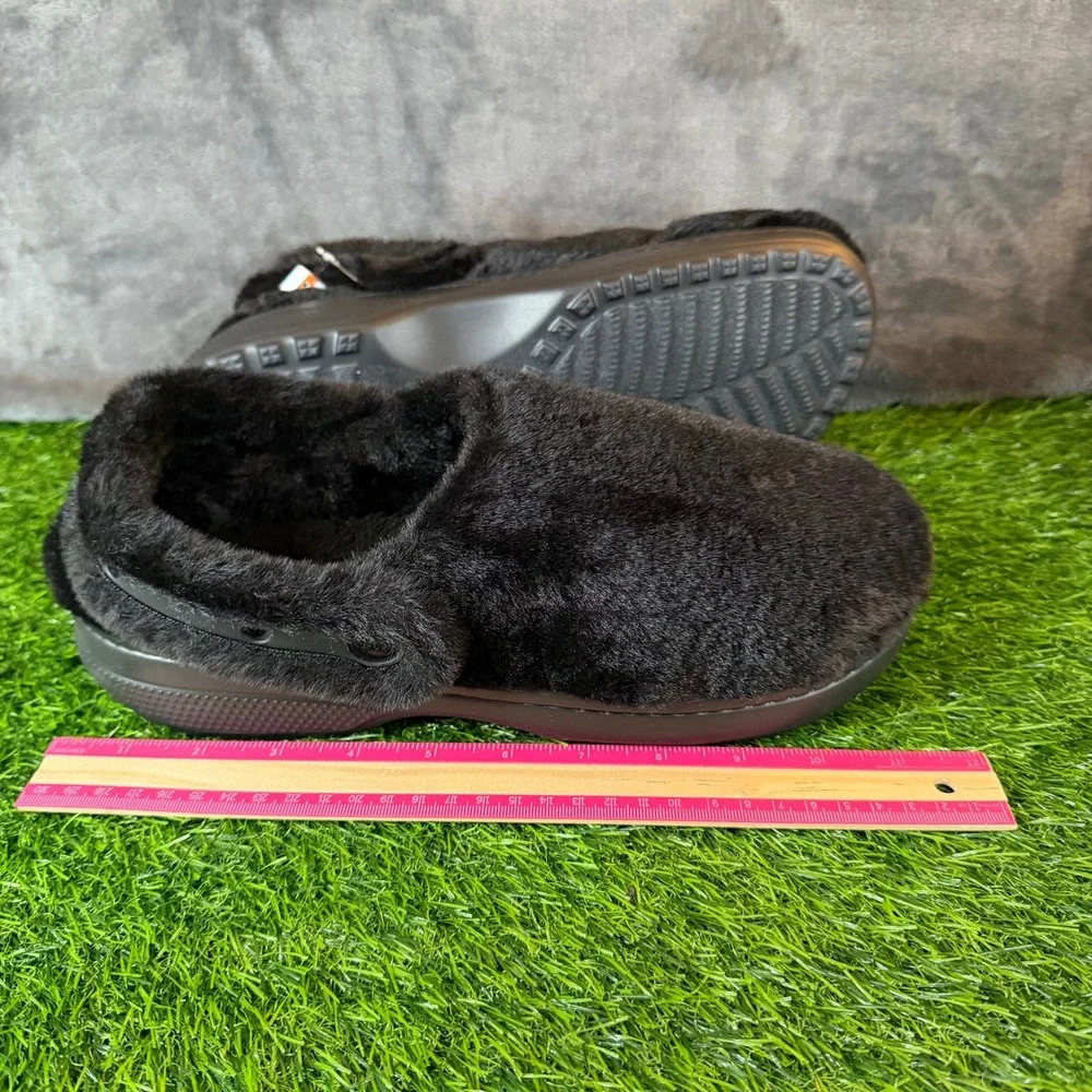 Crocs Classic Unforgettable Clog Black Faux Fur‎ Fuzzy Mens 11 211116-001 NWT
